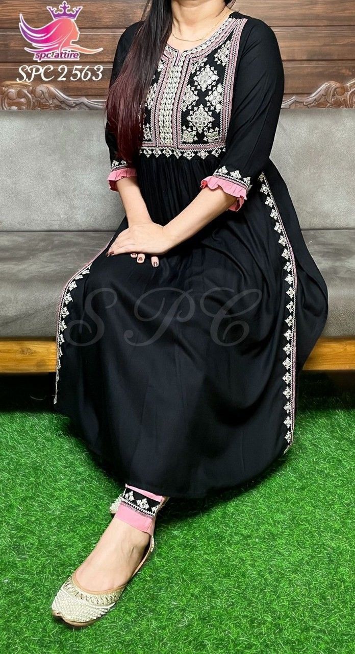 Traditional dress