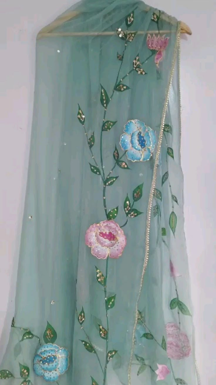 Hand painted dupatta